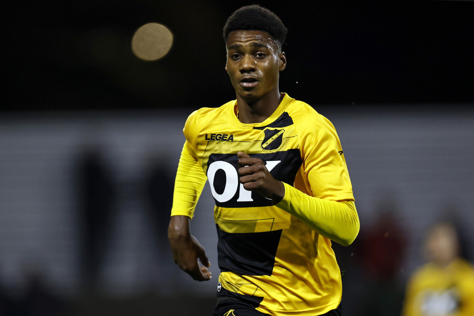 Ezechiel Banzuzi voorlopig terug naar de jeugdopleiding.